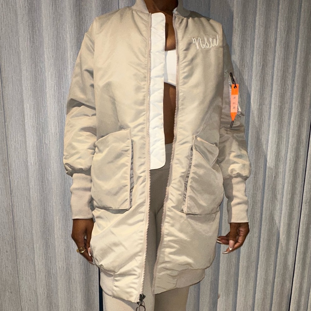 Nike Sportswear Jacket Women's Small Parka White NSW Insulated Bomber  Size:S